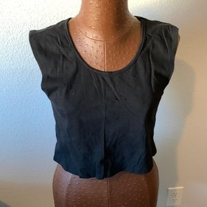 Living doll crop tank top❄️